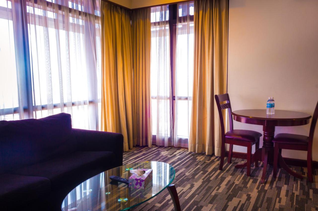 Rainbow Service Suite At Times Square Kuala Lumpur Exterior foto
